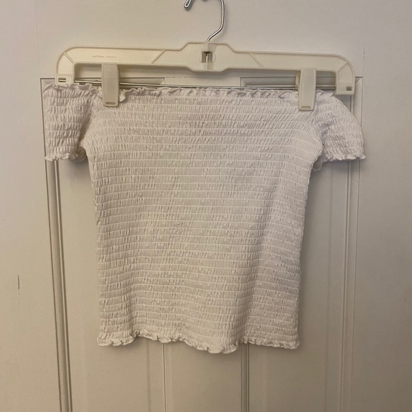 Hollister White Off the Shoulder Top - Picture 1 of 1